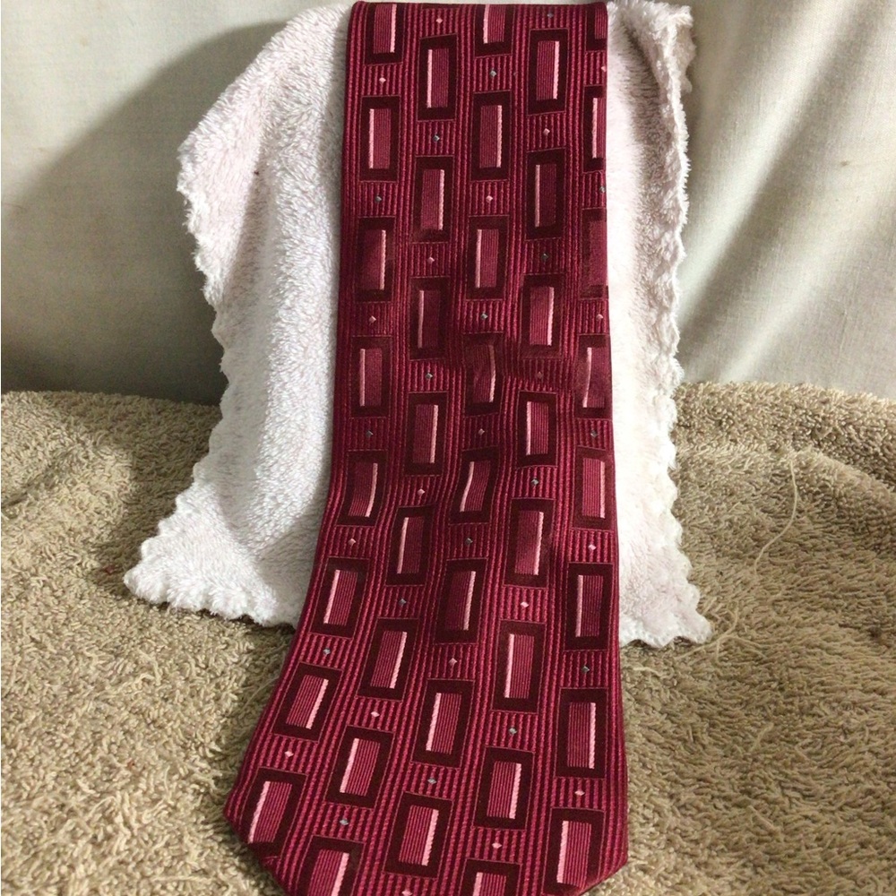 Michael Kors Burgundy Geometric Silk Tie